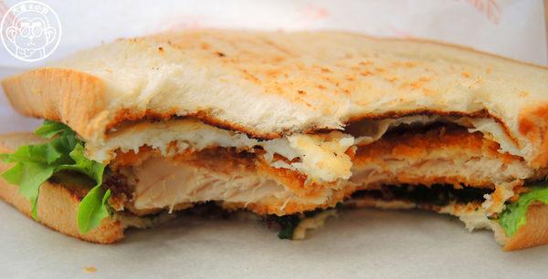 朝日吐司部：呷飽祙【宜蘭羅東･朝日吐司部】超夯的碳烤吐司來這吃