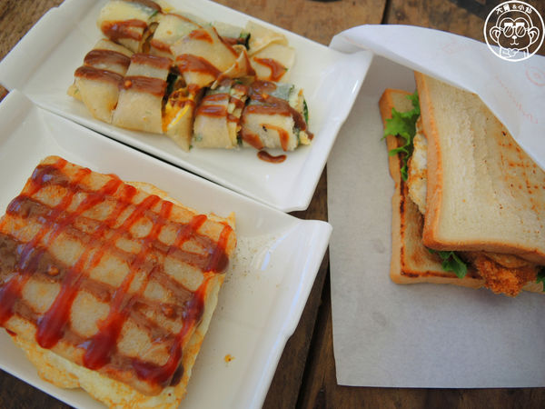 朝日吐司部：呷飽祙【宜蘭羅東･朝日吐司部】超夯的碳烤吐司來這吃