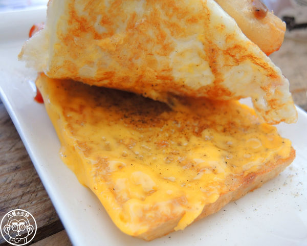 朝日吐司部：呷飽祙【宜蘭羅東･朝日吐司部】超夯的碳烤吐司來這吃