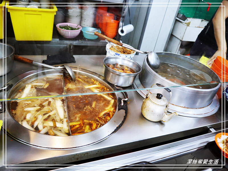 唯豐魯肉飯-新北三重/清爽滷汁~平價老字號小吃