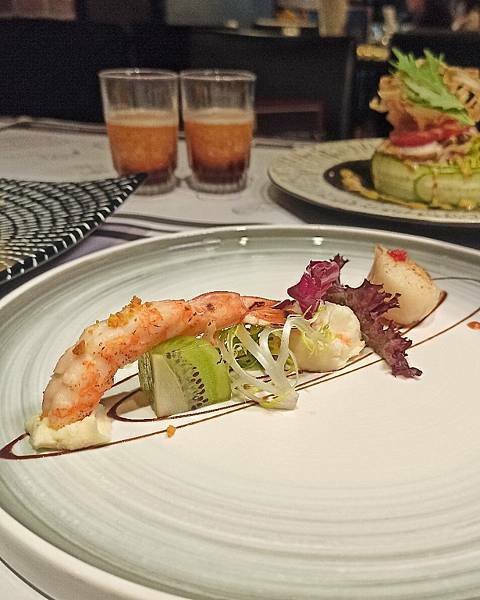 大安區牛排 | 凱恩斯岩燒牛排 台北大安店 400度岩石燒烤 自己動手烤牛排