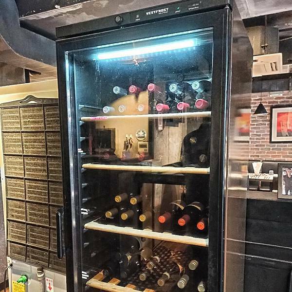 大安區牛排 | 凱恩斯岩燒牛排 台北大安店 400度岩石燒烤 自己動手烤牛排