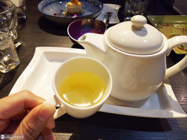 【台北大安】凱恩斯岩燒餐廳 | 仁愛路圓環附近 自己的肉自己烤 麵包濃湯好吃