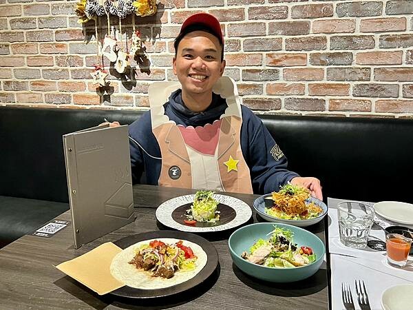 (台北牛排館)凱恩斯岩燒牛排~仁愛圓環超人氣牛排老店!獨特岩