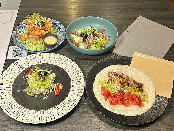 (台北牛排館)凱恩斯岩燒牛排~仁愛圓環超人氣牛排老店!獨特岩