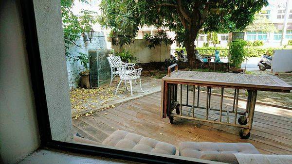 37167349_1957295697635443_2549159744120029184_n