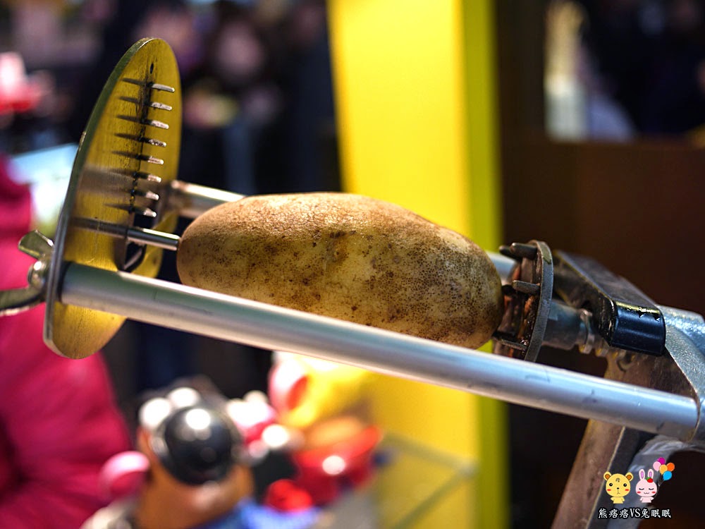 【逢甲夜市波西飛薯約訪】會飛的電鑽馬鈴薯噱頭十足又好吃