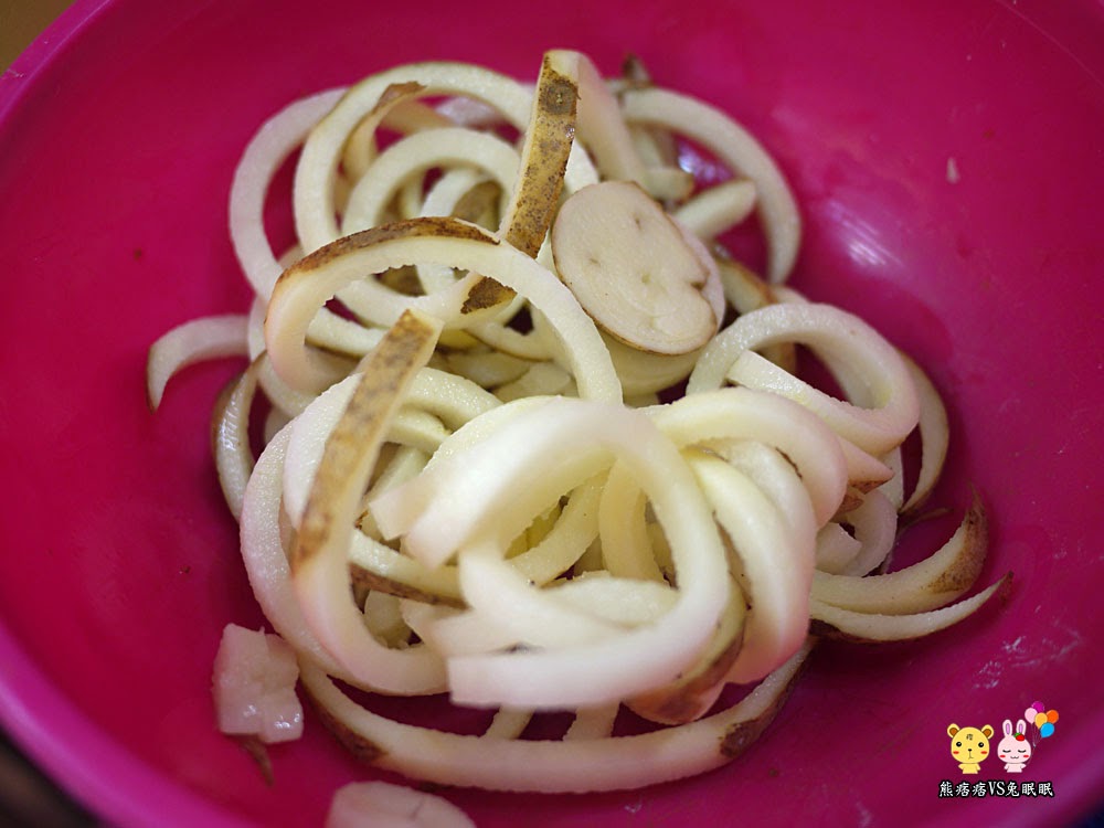 【逢甲夜市波西飛薯約訪】會飛的電鑽馬鈴薯噱頭十足又好吃