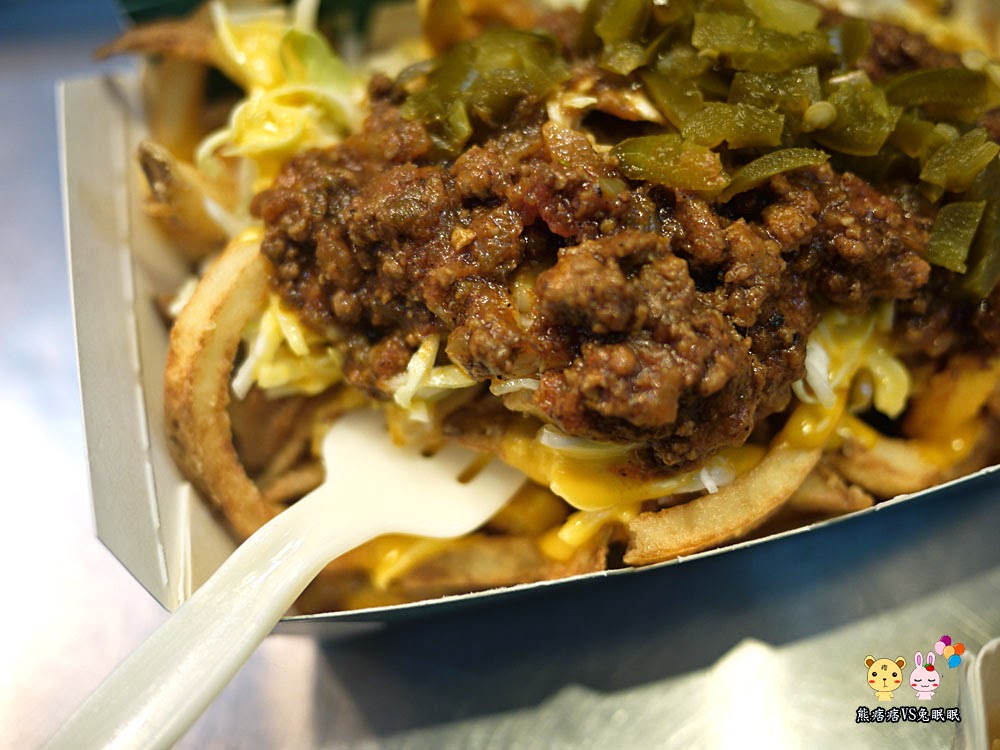 【逢甲夜市波西飛薯約訪】會飛的電鑽馬鈴薯噱頭十足又好吃