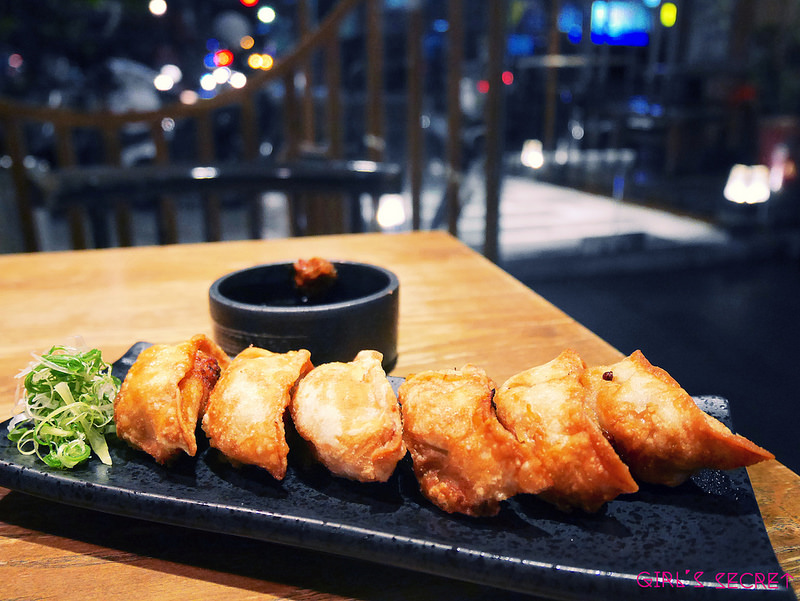一凜拉麵ラーメン  炸餃子