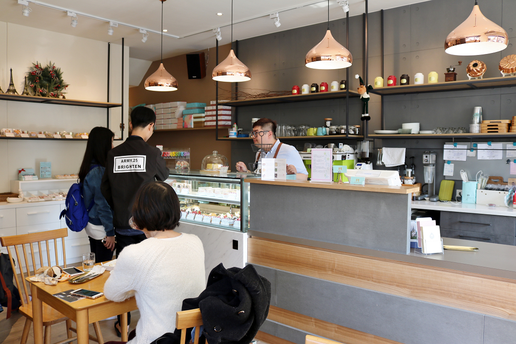 台南｜蘇格蕾法式甜點 Le Sucré Pâtisserie 期間限定草莓千層．新品可可先生 - 奇奇一起玩樂趣