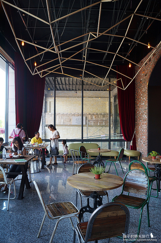 高雄左營_馬玉山紅頂穀創