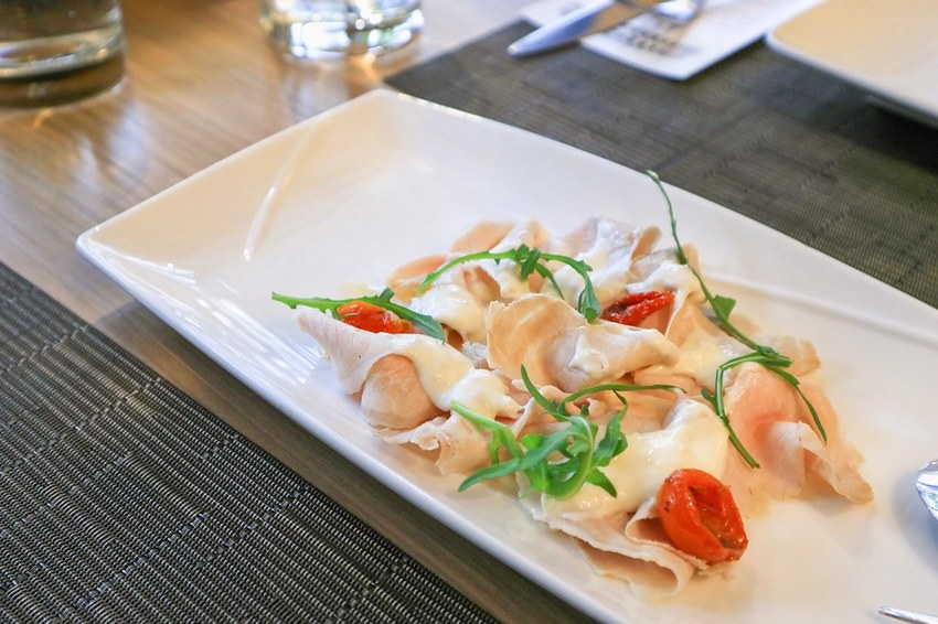 LRM_EXPORT_62354985854053_20200102_030346333-01