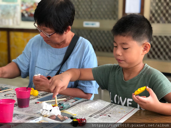 圓圓家出去玩-《南投景點》宏基蜜蜂生態農場，親子同遊好去處，來場與小蜜蜂的親密接觸