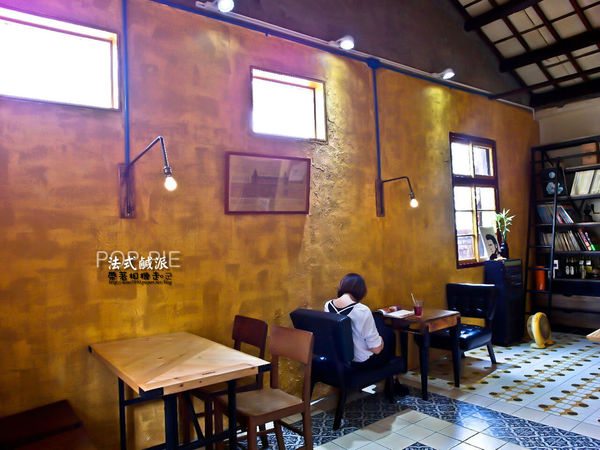 POP PIE _8561 POP PIE _8561