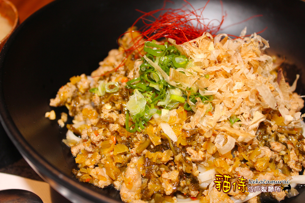 辣味高菜黑豚拌麵4.jpg 辣味高菜黑豚拌麵4.jpg