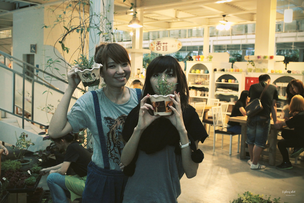 宜蘭香草菲菲的植物園藝課