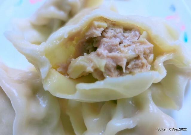 (南港美食)「山東餃子館」(Pork-chives dumpling , Big Braised Noodles store), Taipei, Taiwan, Sep 5, 2022.