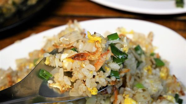 【台南市-東區】平價炭烤、好吃快炒、美味熱湯~『府城騷烤家』就是要讓你大呼過癮的即滿足荷包也滿足肚皮~σ(ˋ▽ˊ)σ~