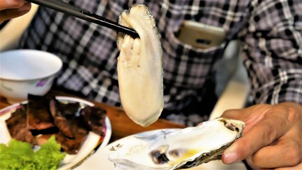 【台南市-東區】平價炭烤、好吃快炒、美味熱湯~『府城騷烤家』就是要讓你大呼過癮的即滿足荷包也滿足肚皮~σ(ˋ▽ˊ)σ~