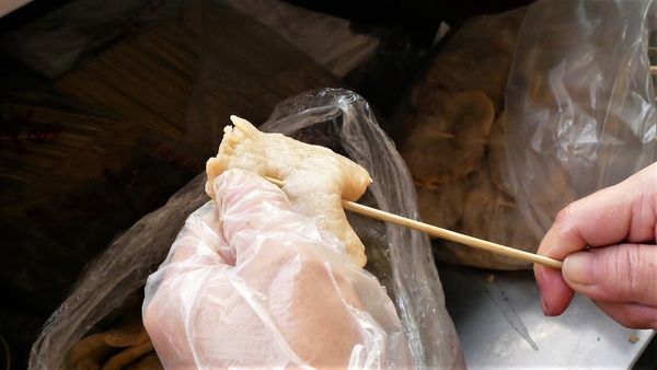 【台南市-東區】平價炭烤、好吃快炒、美味熱湯~『府城騷烤家』就是要讓你大呼過癮的即滿足荷包也滿足肚皮~σ(ˋ▽ˊ)σ~