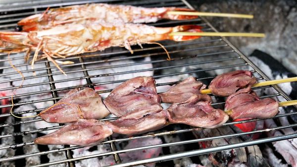 【台南市-東區】平價炭烤、好吃快炒、美味熱湯~『府城騷烤家』就是要讓你大呼過癮的即滿足荷包也滿足肚皮~σ(ˋ▽ˊ)σ~