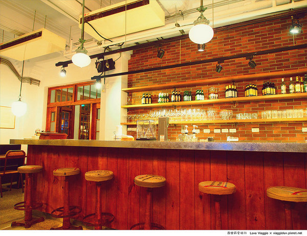 花蓮文創創意園區:【花蓮 Hualien】花蓮文創園區Andante Bistro安棠德 老建築的復古餐廳小酒館 花蓮文創創意園區:【花蓮 Hualien】花蓮文創園區Andante Bistro安棠德 老建築的復古餐廳小酒館