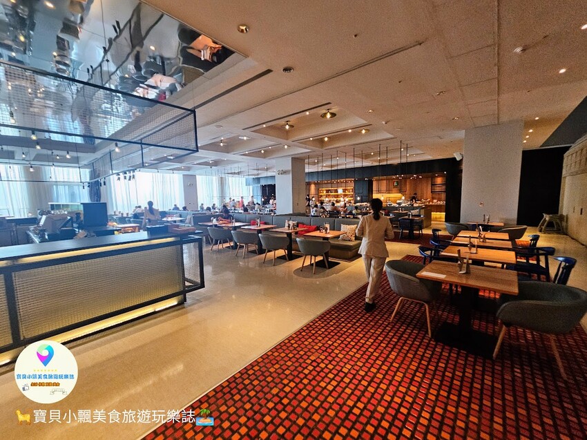 住台南老爺行旅，南紡購物美食一站搞定，逛街超方便。