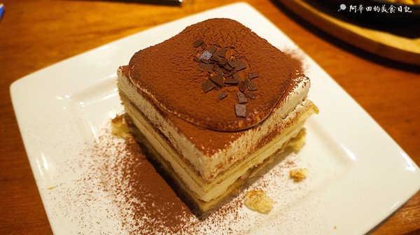 CAMPUS CAFE(忠孝店):【台北大安】Campus Cafe絕對是聚餐的首選之一-愛評口碑券第五彈