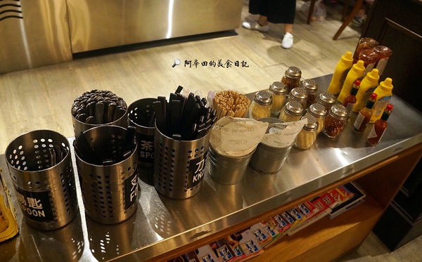 CAMPUS CAFE(忠孝店):【台北大安】Campus Cafe絕對是聚餐的首選之一-愛評口碑券第五彈