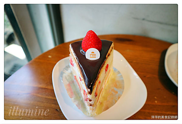 【台北美食】果昂甜品illumine ~ 草莓季來了❤️雙層草莓鮮奶油蛋糕/南西商圈 - 捷運中山站