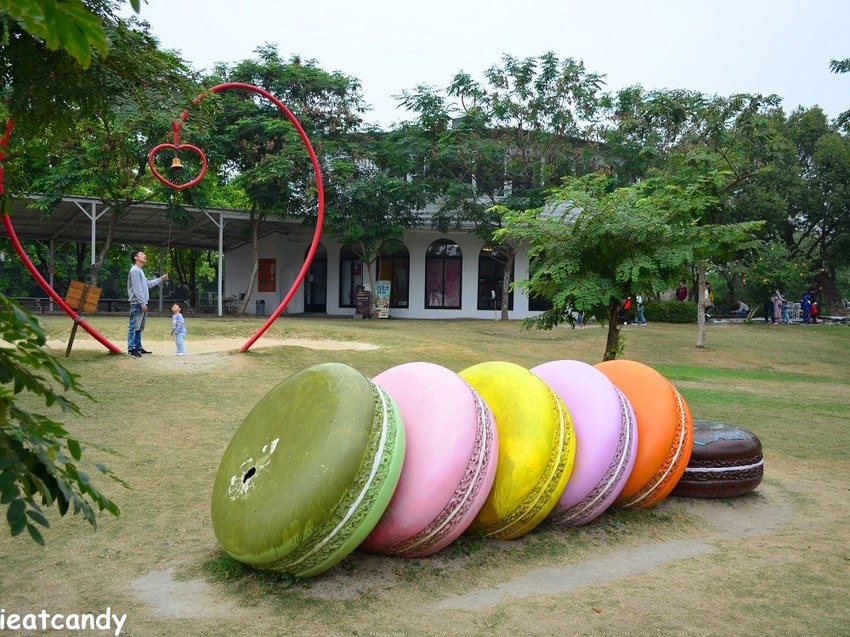 斗六景點_菓風小舖│小朋友的糖果天堂！能吃的口紅就在這，超想打包一整組~ - 愛伊特candy的分享樂園