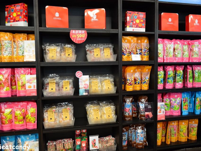 斗六景點_菓風小舖│小朋友的糖果天堂！能吃的口紅就在這，超想打包一整組~ - 愛伊特candy的分享樂園