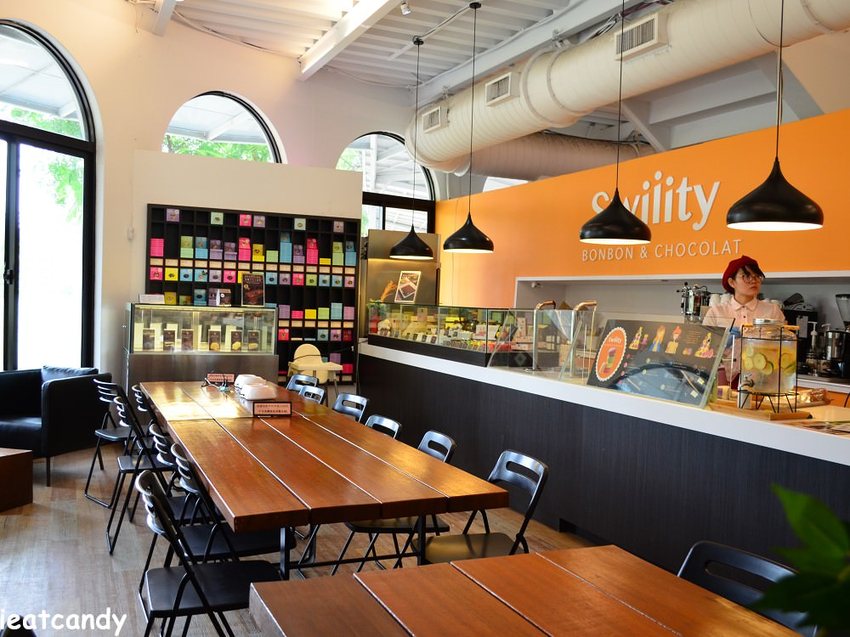 斗六景點_菓風小舖│小朋友的糖果天堂！能吃的口紅就在這，超想打包一整組~ - 愛伊特candy的分享樂園