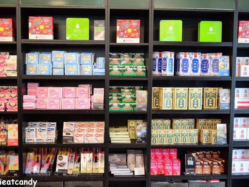 斗六景點_菓風小舖│小朋友的糖果天堂！能吃的口紅就在這，超想打包一整組~ - 愛伊特candy的分享樂園