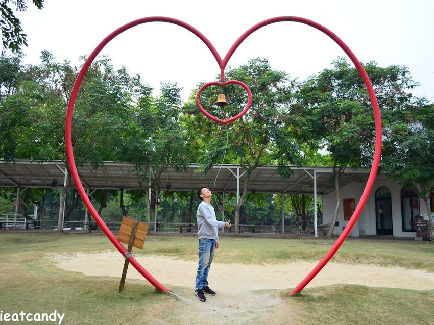 斗六景點_菓風小舖│小朋友的糖果天堂！能吃的口紅就在這，超想打包一整組~ - 愛伊特candy的分享樂園