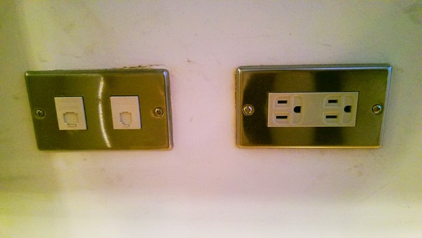 『捷運大安站│仁愛敦南圓環』kafemera-不限時、有插頭、咖啡外帶八折、精品咖啡香、藝文空間、慢活享受、夢想實踐,平價高品質咖啡廳