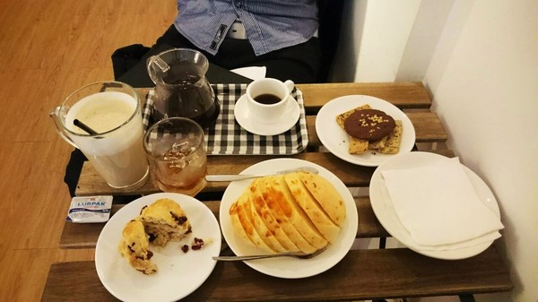 『捷運大安站│仁愛敦南圓環』kafemera-不限時、有插頭、咖啡外帶八折、精品咖啡香、藝文空間、慢活享受、夢想實踐,平價高品質咖啡廳