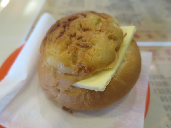 崔記茶餐廳：崔記茶餐廳...  曄!!!  咁多料～