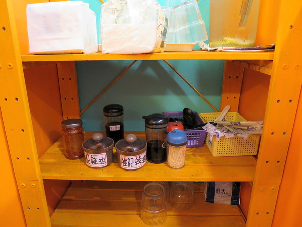 崔記茶餐廳：崔記茶餐廳...  曄!!!  咁多料～