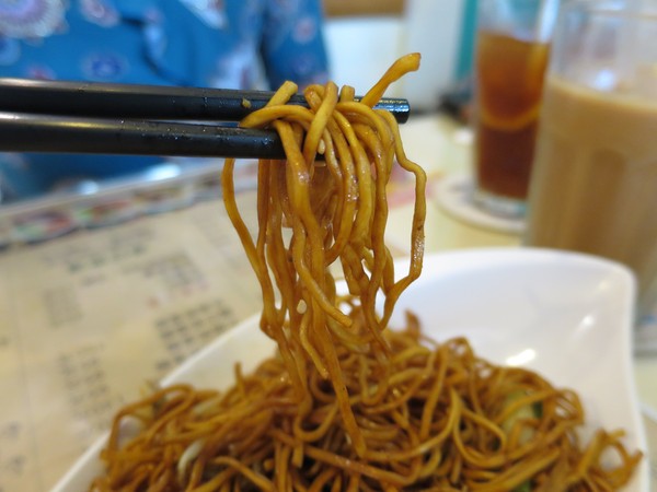 崔記茶餐廳：崔記茶餐廳...  曄!!!  咁多料～