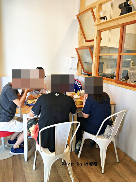 【台中 烏日】小日和咖啡 A Good Day Cafe△烏日住宅區內的溫馨小店，帕尼尼有非常多特殊口味，新鮮有趣^0^