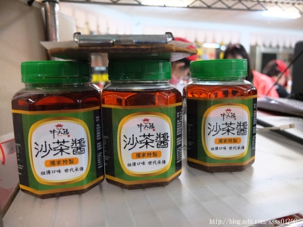 牛大福-全牛料理沙茶火鍋(原潮州牛肉福沙茶火鍋):屏東美食【牛大福】潮州在地60年家傳口味 選用台灣本土牛肉 中藥材熬製湯頭 現點現炒全牛料理超澎派