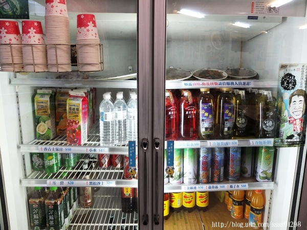 牛大福-全牛料理沙茶火鍋(原潮州牛肉福沙茶火鍋):屏東美食【牛大福】潮州在地60年家傳口味 選用台灣本土牛肉 中藥材熬製湯頭 現點現炒全牛料理超澎派