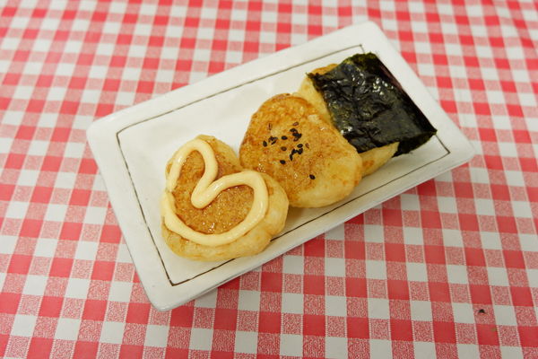 台中・西區｜日本老闆娘の溫馨小店——伊摩奇micoro kitchen・停不下嘴的薯麻糬手工小點心