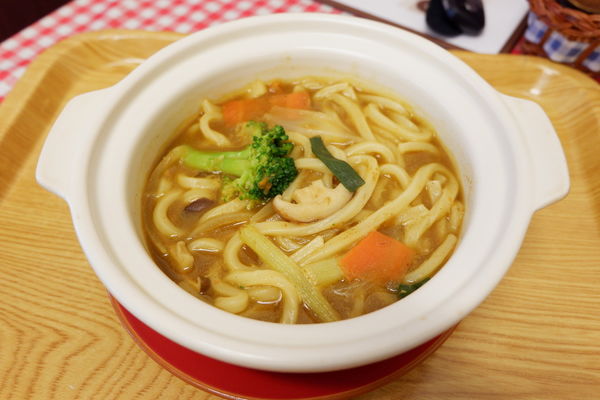 台中・西區｜日本老闆娘の溫馨小店——伊摩奇micoro kitchen・停不下嘴的薯麻糬手工小點心