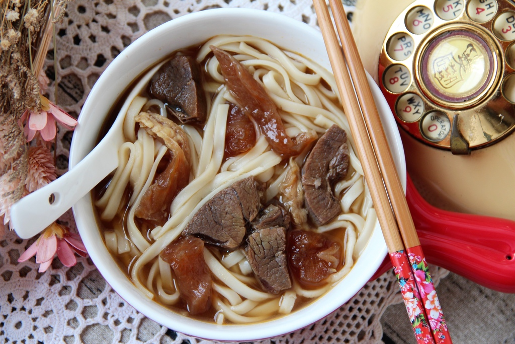 紅燒半筋 (2).JPG