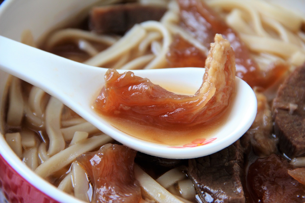 紅燒半筋 (6).JPG