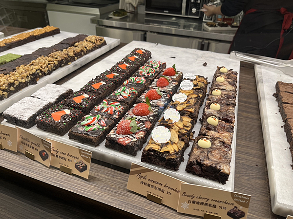 【台北美食】不限時松菸必吃下午茶推薦|銅板價格平價甜點店|聖