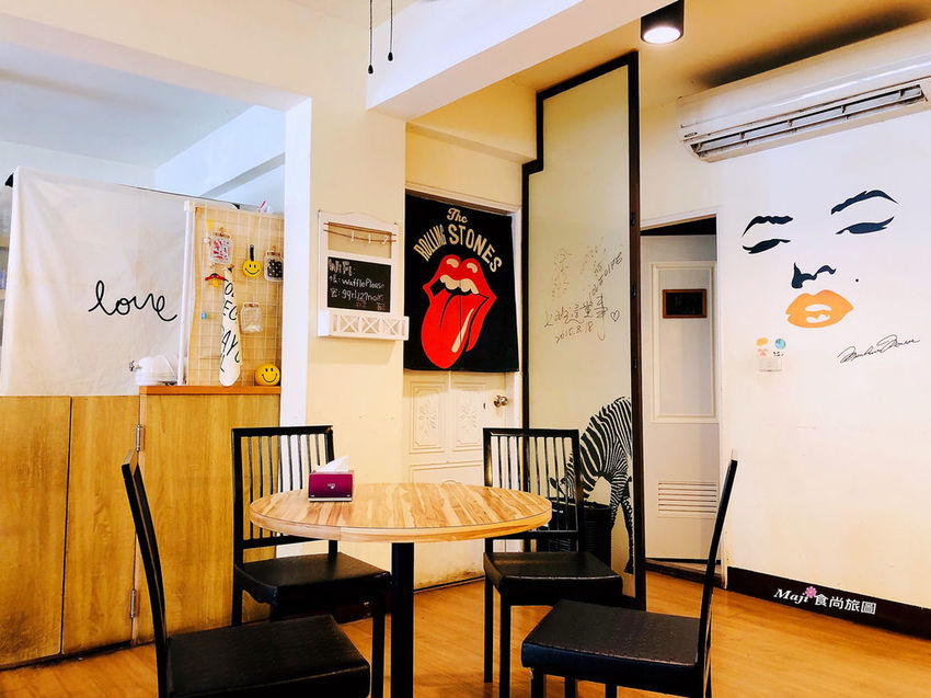 /tmp/phptosLCK /tmp/phptosLCK